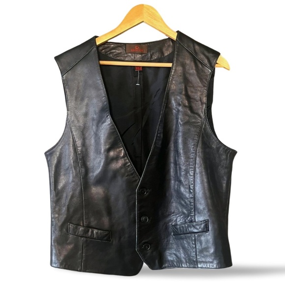 Danier Black Leather Vest - Picture 3 of 5
